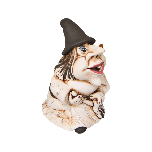 Die KU Hexe „Baba Jaga“ von Kurilin DECO ist eine Keramikskulptur einer skurrilen Räucherhexe mit übertriebener Nase, die einen schwarzen Spitzhut und ein weißes Kleid trägt. Mit einem kleinen Besen in der Hand verleiht sie Ihrer Räuchergefäßsammlung verspielten Charme.