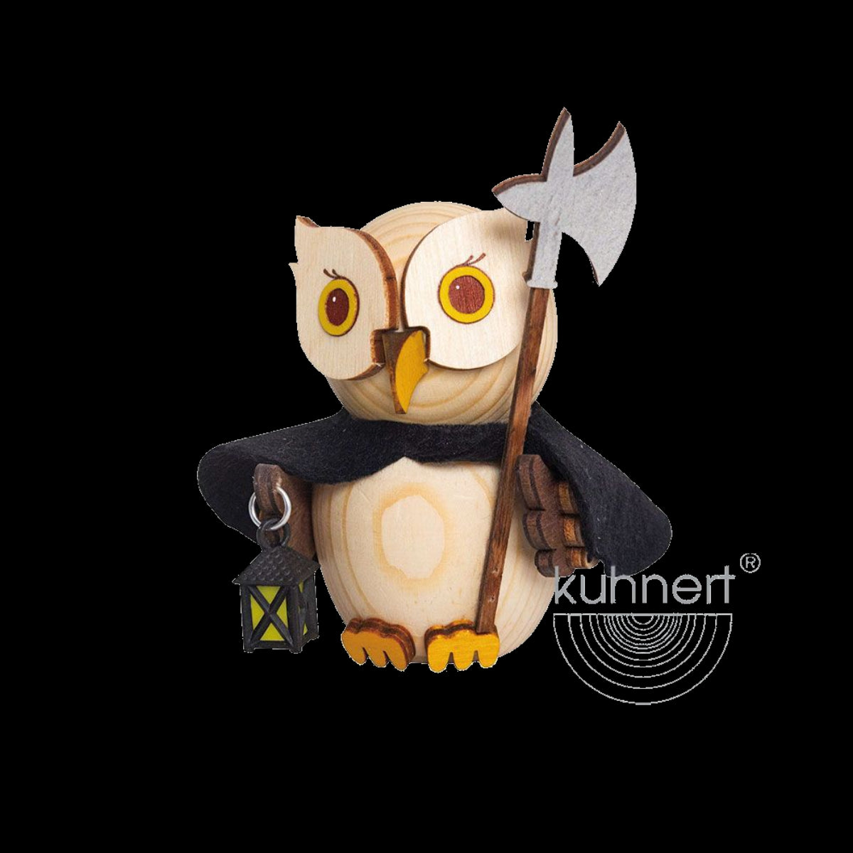 Der Mini Eule Nachtwächter von Drechslerei Kuhnert ist eine bezaubernde Eulenfigur aus Holz mit Laterne und Axt. Die Eule trägt einen schwarzen Umhang und hat große Augen und einen Schnabel, alles aufwendig aus nachhaltig angebautem Holz geschnitzt.