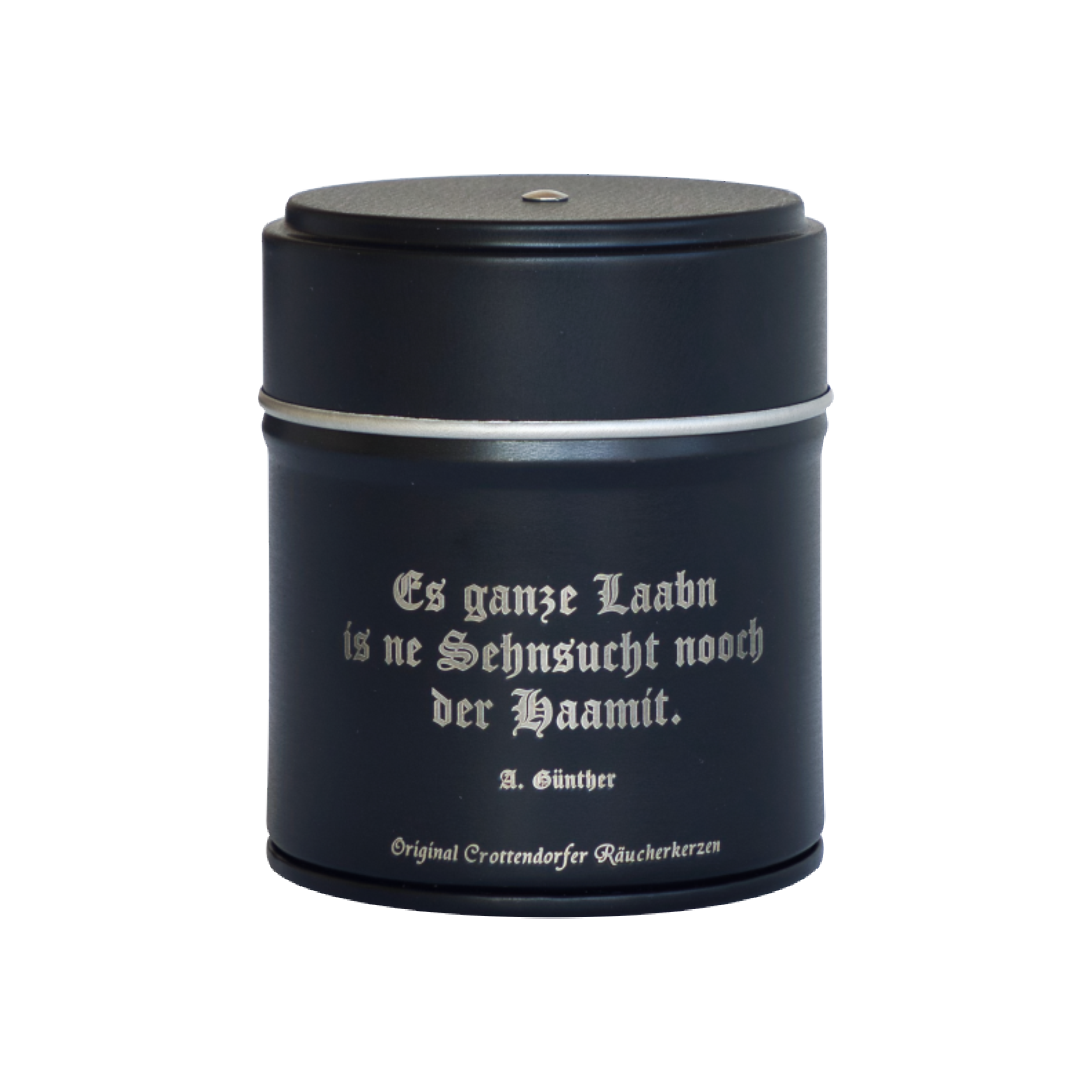 Die schlichte, schwarze, zylindrische Blechdose mit Deckel trägt einen deutschen Text und gehört vermutlich zum „Räucherfass Erzgebirgische Sprüche“ von Original Crottendorfer Räucherkerzen und bietet ein authentisches Dufterlebnis für echte Kenner.