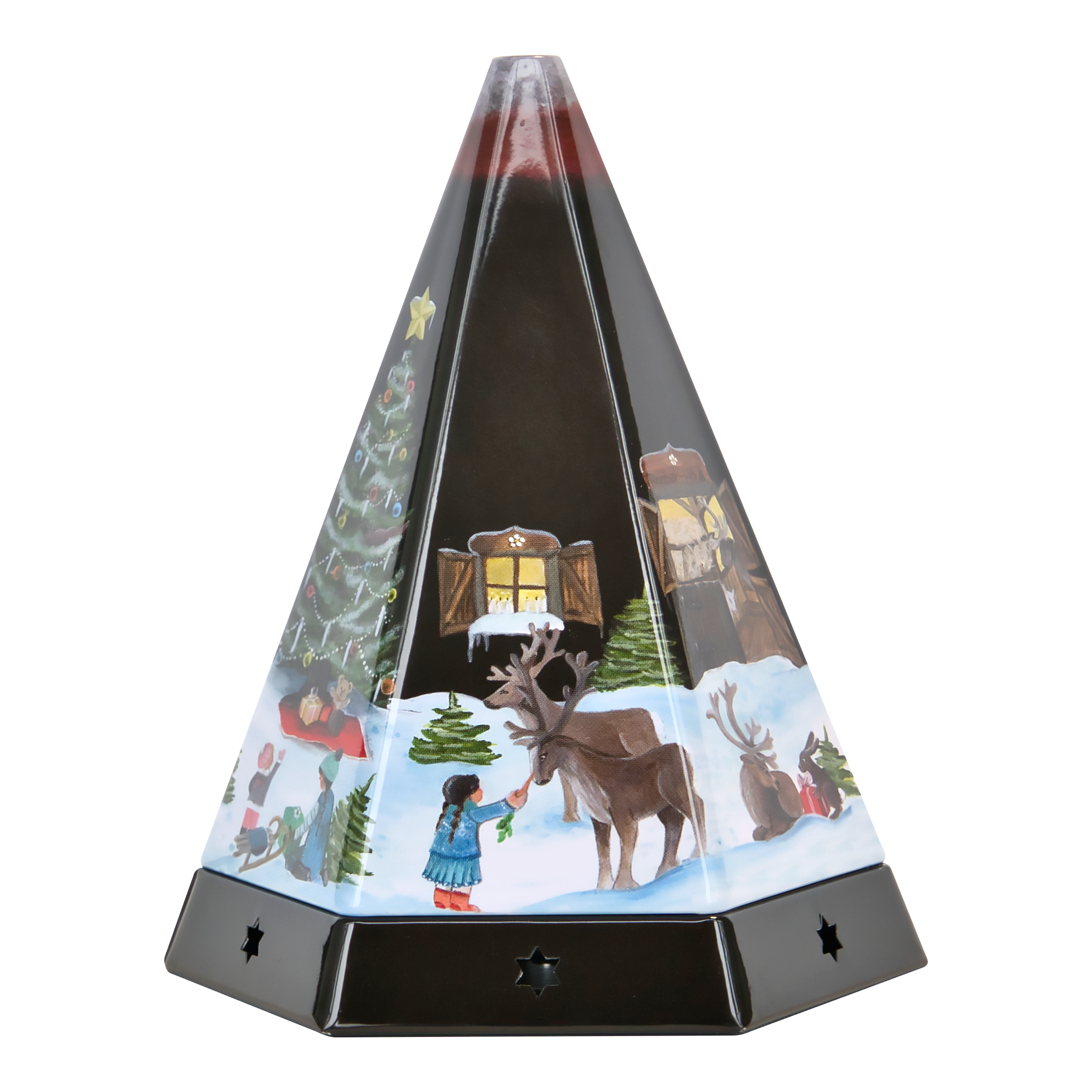 Die Original Crottendorfer Räucherkerzenpyramide aus Metall ist ein festlicher, kegelförmiger Kerzenhalter mit Weihnachtsmotiven wie einem Kind, das ein Rentier füttert, einem Weihnachtsbaum, Geschenken und einem schneebedeckten Haus. Der dunkle Metallsockel ist mit sternförmigen Ausschnitten versehen.