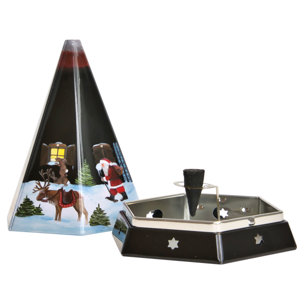Eine schwarze Räucherpyramide aus Metall von Original Crottendorfer Räucherkerzen zeigt eine weihnachtliche Weihnachtsmann- und Rentier-Illustration. Sie hat einen sechseckigen Sockel mit Sternausschnitten, einen kleinen Tütenhalter und einen abnehmbaren Deckel daneben.