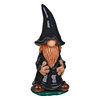 Die Keramik-Räucherfigur Wichtel - schwarz von Original Crottendorfer Räucherkerzen zeigt einen Keramikzwerg mit langem orangenem Bart, schwarzer Zipfelmütze und Gewand auf grünem Sockel. Design und Farbe können aufgrund der handwerklichen Verarbeitung leicht variieren.