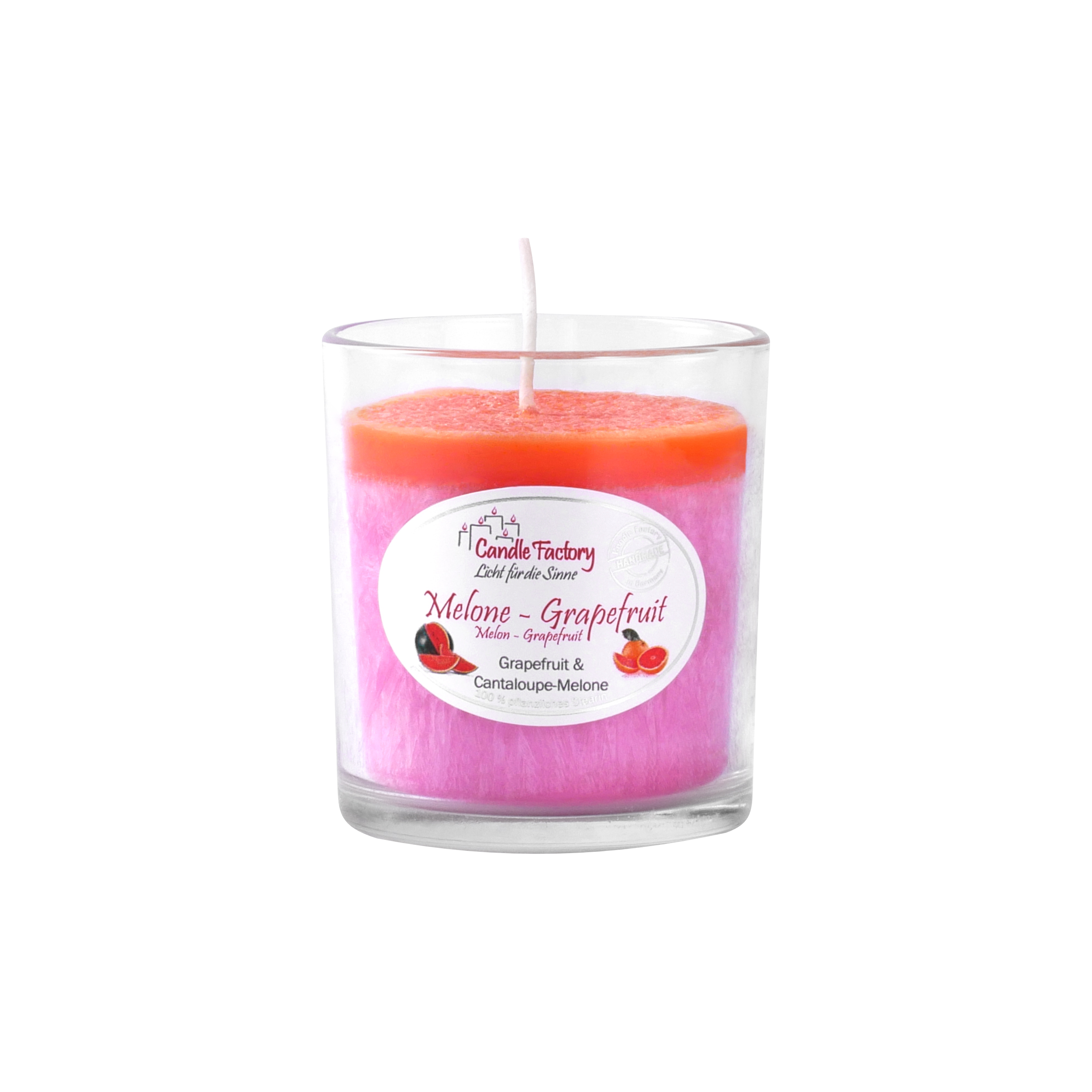 Das Party Light „Melone-Grapefruit“ von The Candle Factory ist eine nachhaltige Duftkerze im transparenten Glas, mit Fruchtscheiben und dem Namen „Melone-Grapefruit“. Sie verströmt einen Duft nach Pink Grapefruit und Melone und sorgt für eine erfrischende Atmosphäre.