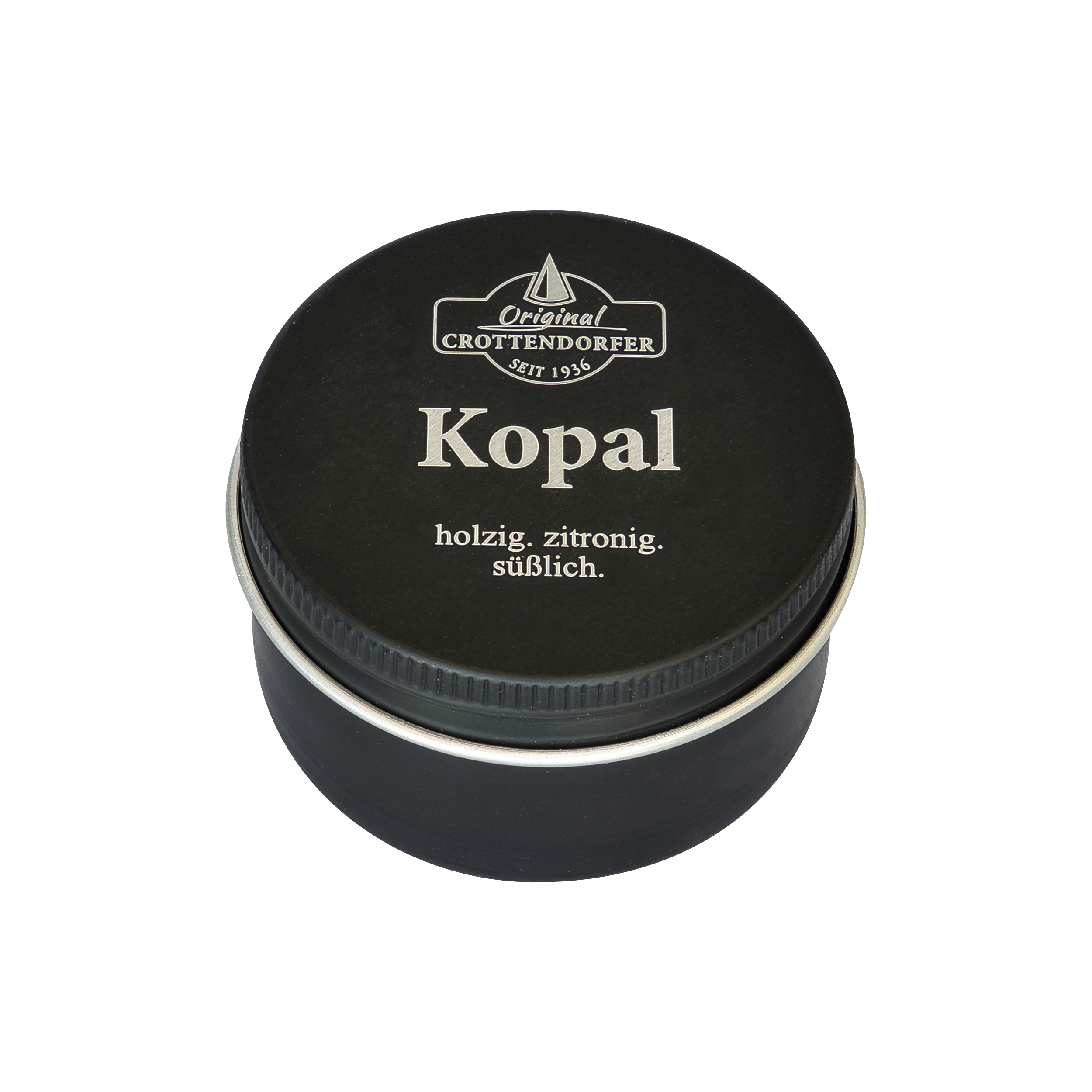 Eine schwarze Metalldose mit der Aufschrift „Kopal in der Schraubdeckeldose“ und den weißen Schriftzügen „holzig. zitronig. süßlich.“, hergestellt von Original Crottendorfer Räucherkerzen, ideal als Räucherkerzenbrenner, um die reinigenden Eigenschaften von Kopal zu genießen.