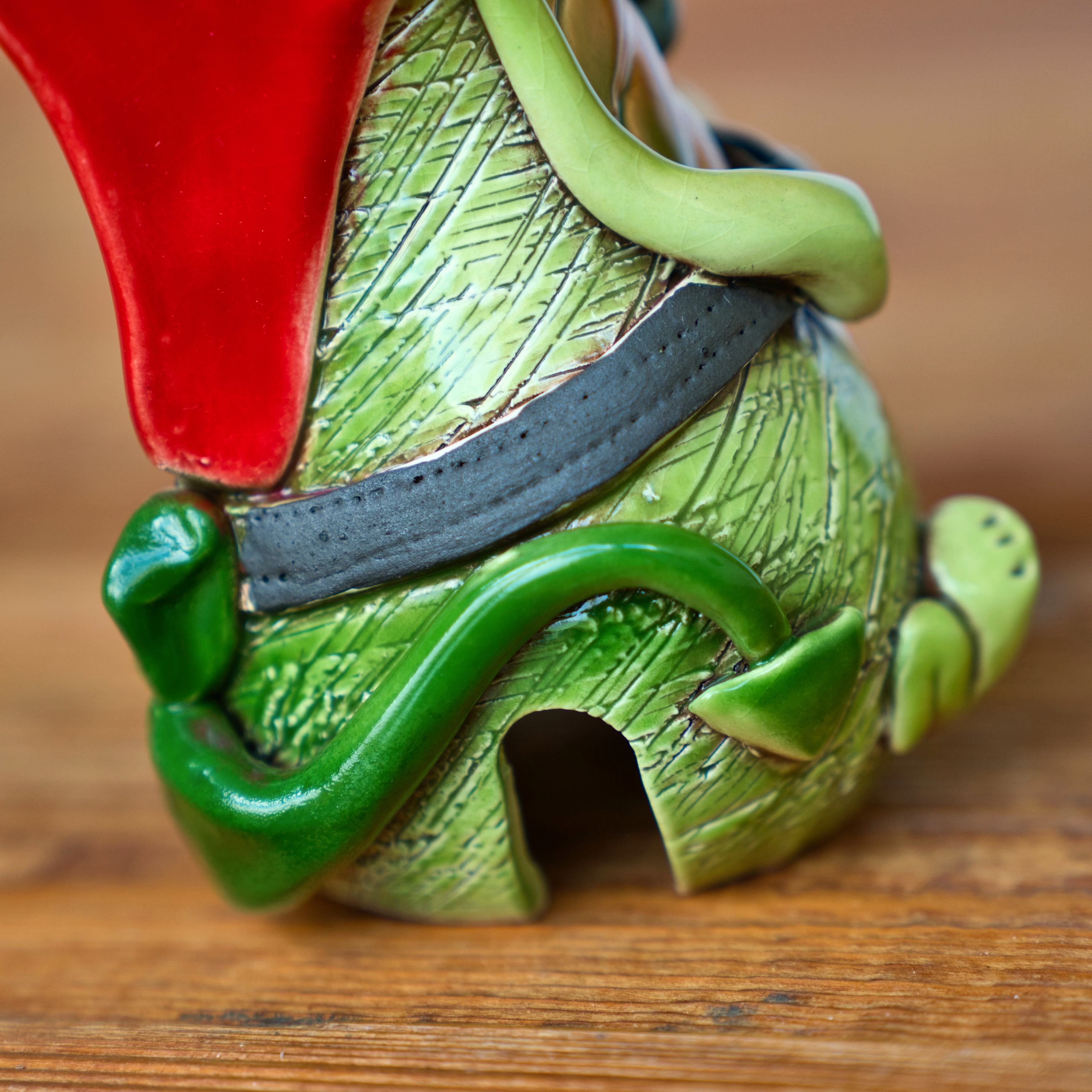 Eine Nahaufnahme der Kurilin DECO KU Räucherdrache 