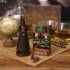 Eine originale Räucherkerzen-Figur von Crottendorfer in Kegelform mit bemaltem Gesicht steht neben einer Schachtel ihrer Räucherkerzen „Cuba Blend“, umgeben von einem Globus, einer Bambusmatte, Whiskygläsern und einer kubanischen Zigarre auf einem Holztisch, und erfüllt die Luft mit einem unverkennbaren Duft, der an vollmundige Tabakblätter erinnert.