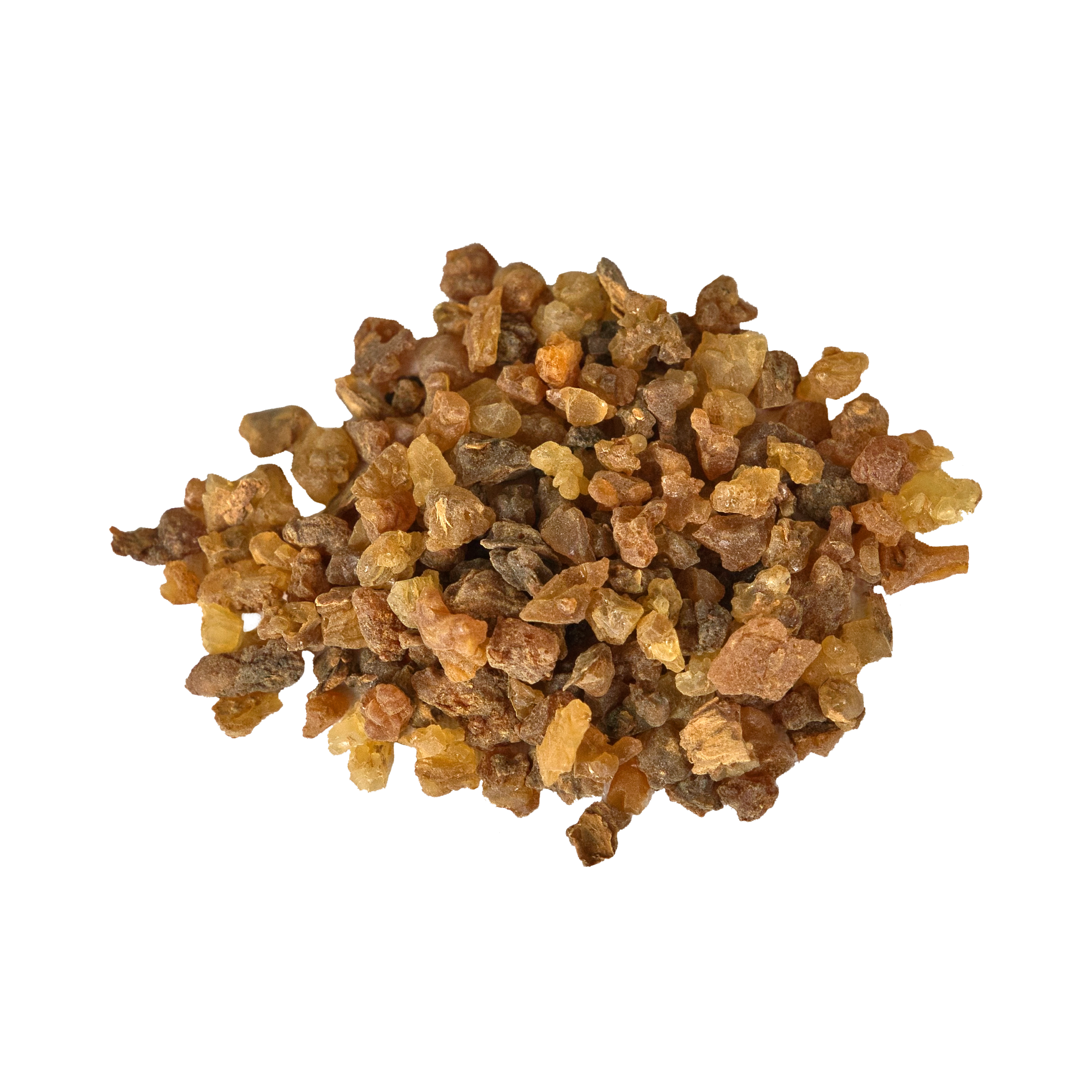 Ein kleiner Haufen granuliertem, bräunlich-gelbem Myrrhe in der Schraubdeckeldose von Original Crottendorfer Räucherkerzen vor einem schlichten weißen Hintergrund.