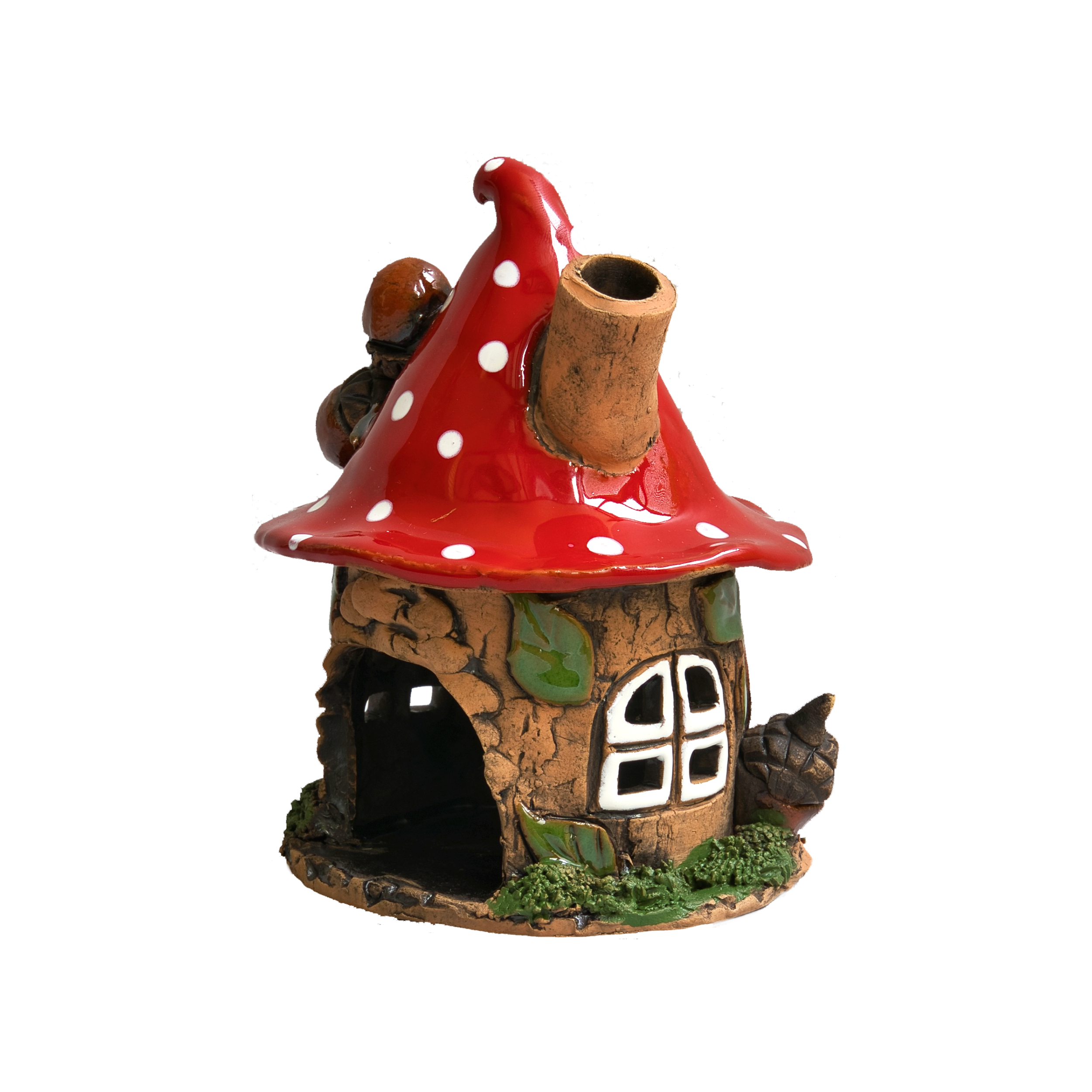 Das verspielte Räucherhaus aus Keramik von Original Crottendorfer, das „Räucherhaus Keramik Eichelhaus“, besticht durch sein bezauberndes Design in Form einer Eichel mit detailreich gestalteten Fenstern, Türen und einem Schornstein. Vor einem schlichten weißen Hintergrund ist dieses Stück aus limitierter Auflage ideal, um Ihrer Einrichtung märchenhaften Zauber zu verleihen.