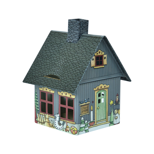 Das Räucherhäuschen Spielzeugmacher von Original Crottendorfer Räucherkerzen ist ein kleines, dekoratives Modellhaus mit grauem Dach, rot gerahmten Fenstern und einer grünen Tür. Es verfügt über festliche Details wie einen Schneemann und einen Kranz sowie einen Räucherkerzenhalter aus Metall, die die gemütliche Weihnachtsstimmung noch verstärken.