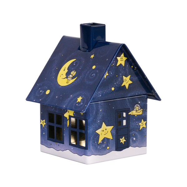 Das Räucherhäuschen „Gute Nacht“ von Original Crottendorfer Räucherkerzen ist ein skurriles Blechhaus mit Sternenmotiv, dunkelblauem Dach und Wänden. Es zeigt eine Mondsichel mit Kind, Comic-Sterne, einen Vogel auf dem Sims und warm leuchtende quadratische Fenster.