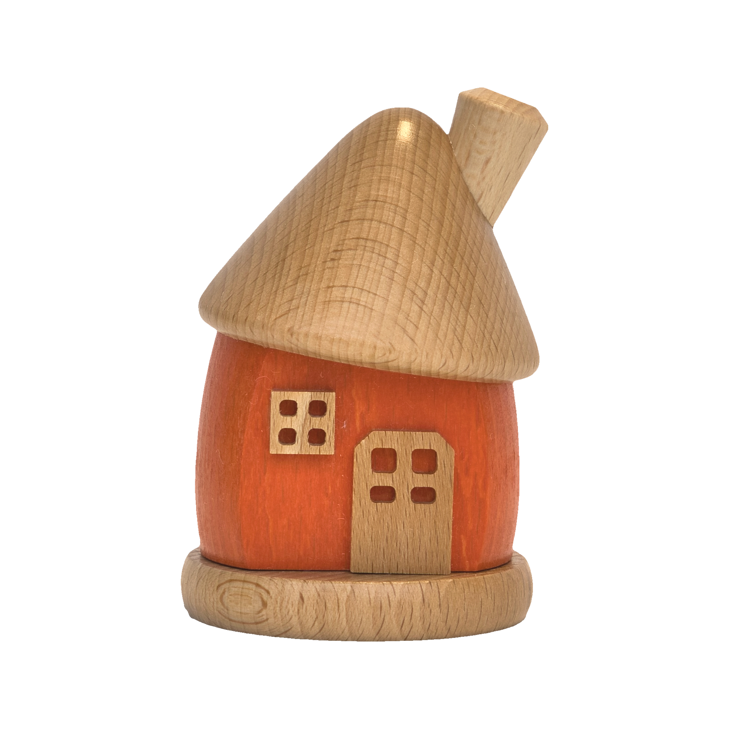 Das Holzwaren Egermann Räucherhäuschen rund aus Holz verfügt über einen orangefarbenen Sockel, ein Dach aus Naturholz, eine charmante abgerundete Form, quadratische Fenster, eine gewölbte Tür und einen Kamin.